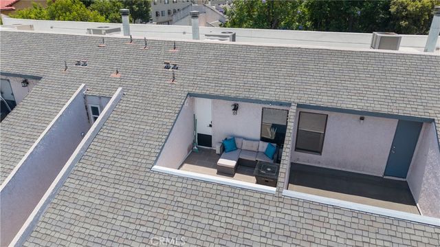 21333 Lassen 7B, Chatsworth, CA 91311
