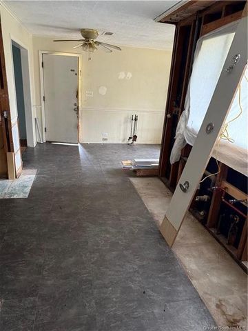 800 W 4th Street, Dequincy, LA 70633