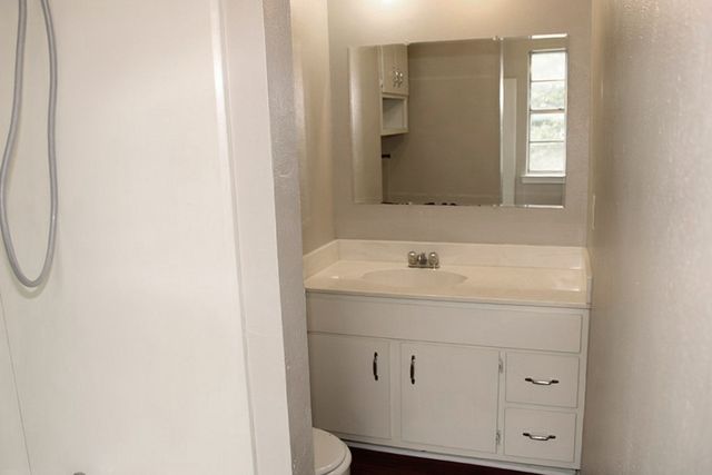 1725 E Grauwyler Road 138, Irving, TX 75061