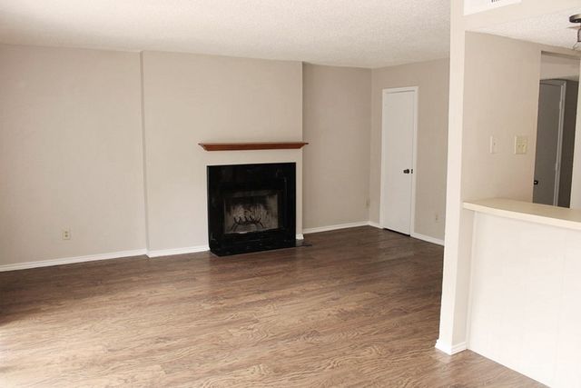 1725 E Grauwyler Road 138, Irving, TX 75061