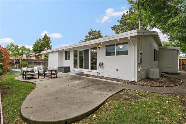 2473 Brannan Place, Santa Clara, CA 95050