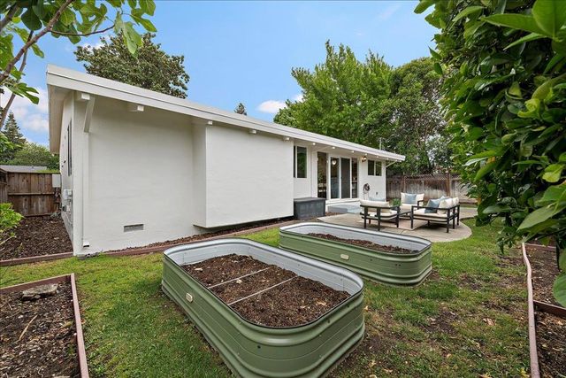 2473 Brannan Place, Santa Clara, CA 95050