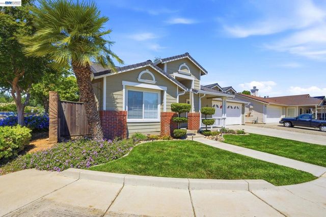 3035 Hudson Dr, Brentwood, CA 94513