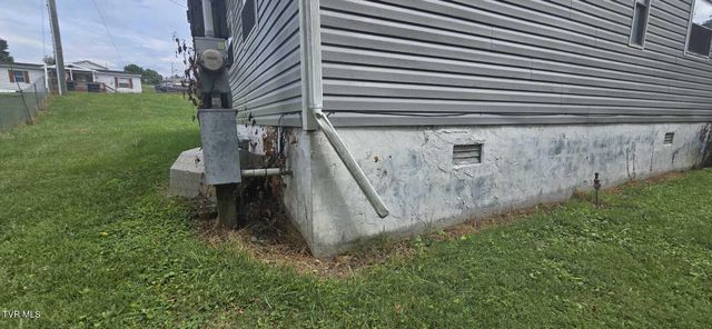 105 Pemberton Court, Bristol, TN 37620