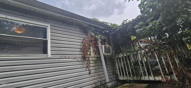 105 Pemberton Court, Bristol, TN 37620