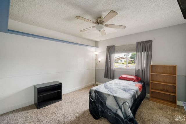 7916 Olive Drive, Bakersfield, CA 93308