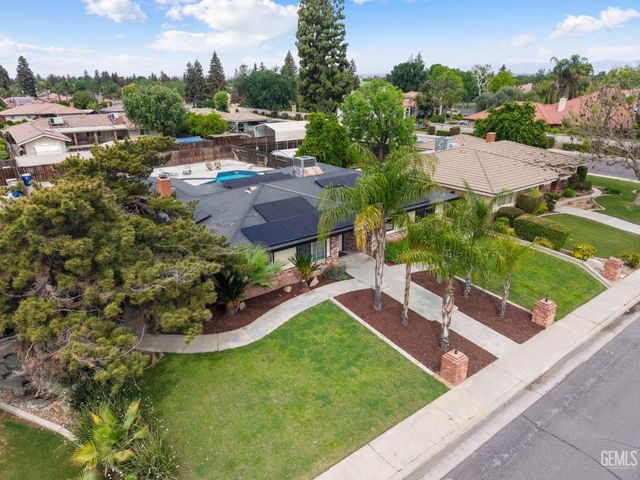 7916 Olive Drive, Bakersfield, CA 93308