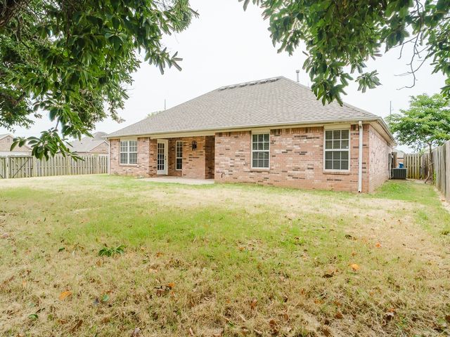 607 Keystone Street, Bentonville, AR 72712