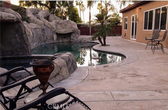 12701 Palm View Way, Riverside, CA 92503