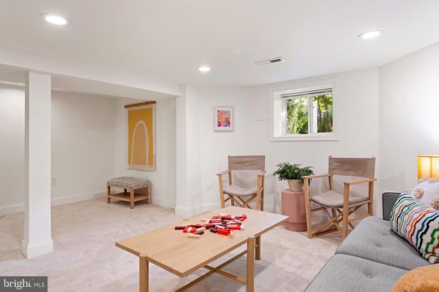 1434 AMES PL NE, Washington, DC 20002