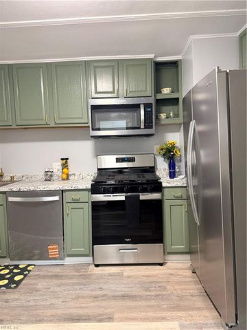 18 Neville ST, Portsmouth, VA 23701