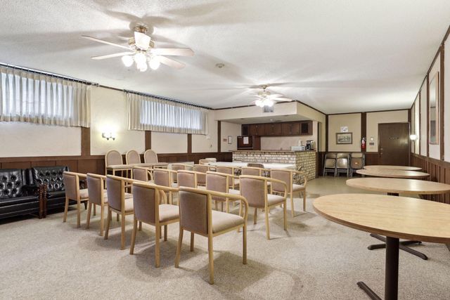 2200 Nevada Avenue S 211, Saint Louis Park, MN 55426