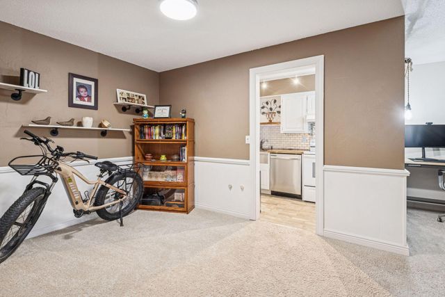 2200 Nevada Avenue S 211, Saint Louis Park, MN 55426