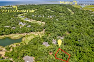 8 Red Bay Court, Southport, NC 28461