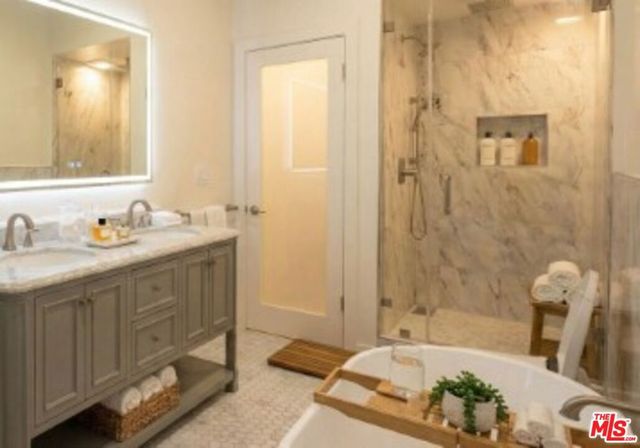 1000 S Sherbourne Drive, Los Angeles, CA 90035