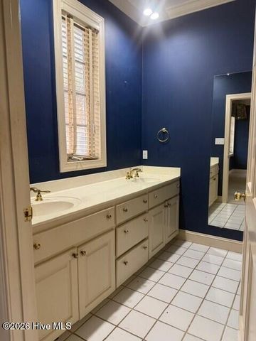 509 Bentmoor Drive, Whiteville, NC 28472