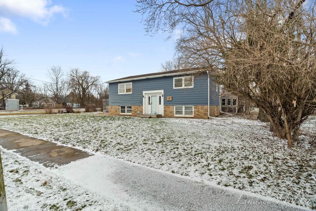 277 Grove Street, Sparta Vllg, MI 49345