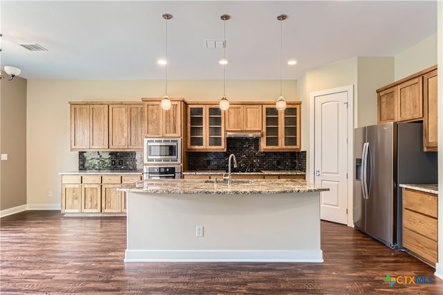 462 Stagecoach Trail, San Marcos, TX 78666