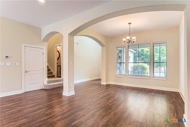 462 Stagecoach Trail, San Marcos, TX 78666