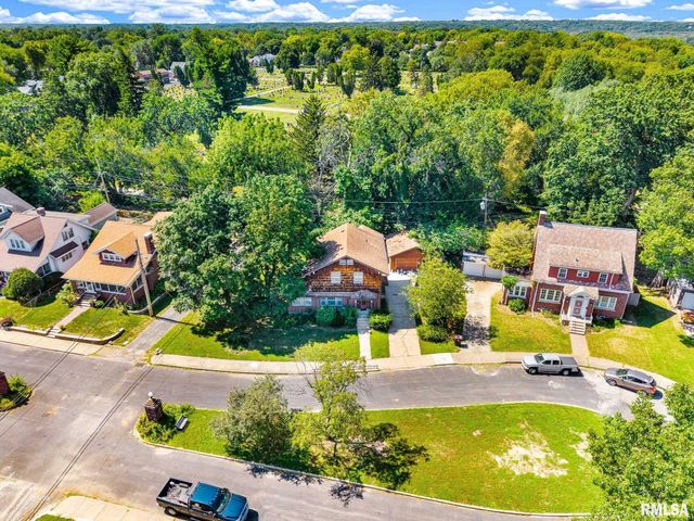 1113 N SUMMIT Boulevard, Peoria, IL 61606