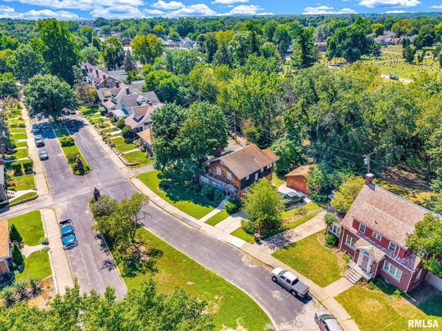 1113 N SUMMIT Boulevard, Peoria, IL 61606