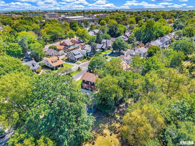 1113 N SUMMIT Boulevard, Peoria, IL 61606