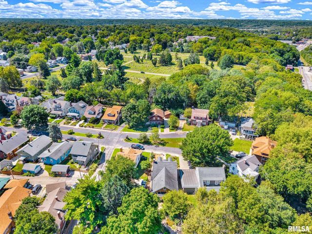 1113 N SUMMIT Boulevard, Peoria, IL 61606