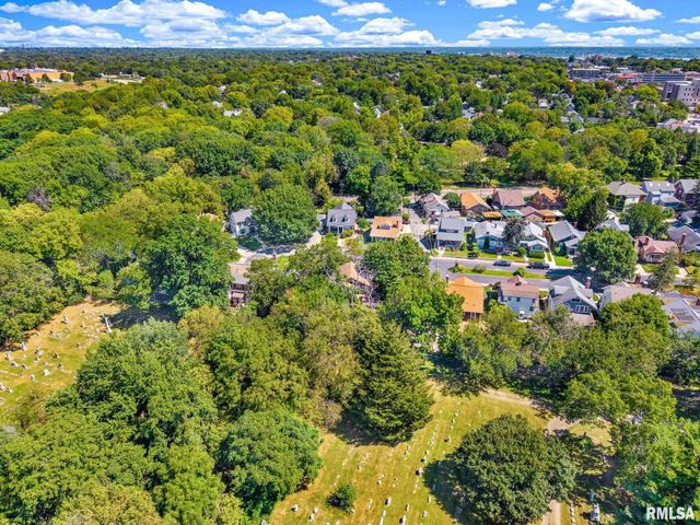 1113 N SUMMIT Boulevard, Peoria, IL 61606