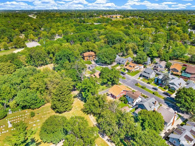1113 N SUMMIT Boulevard, Peoria, IL 61606