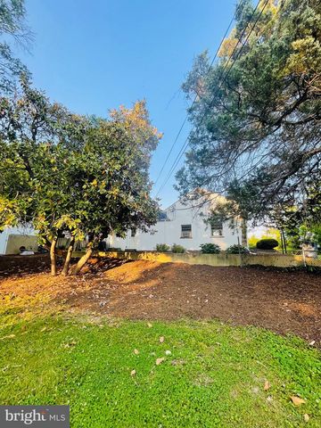 9066 BALIMORE AVE, College Park, MD 20740