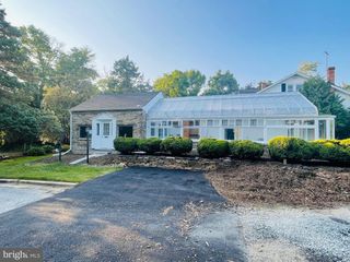 9066 BALIMORE AVE, College Park, MD 20740