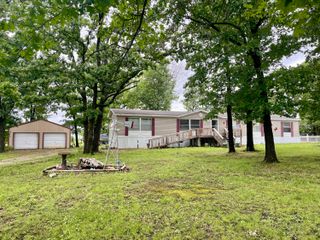 20906 County Rd 210, Hermitage, MO 65668
