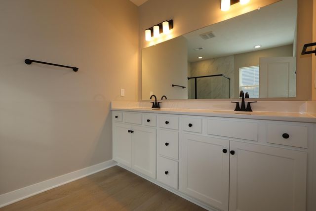 4547 Corsican Loop E, Hilliard, OH 43026