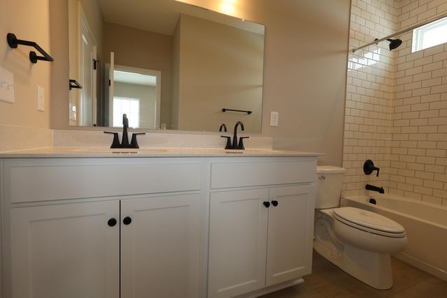 4547 Corsican Loop E, Hilliard, OH 43026