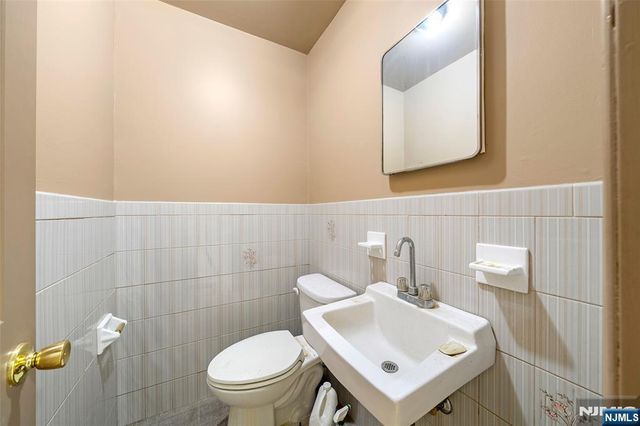 1014 Kennedy Boulevard, Union City, NJ 07087