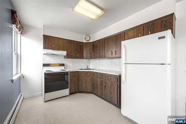 1014 Kennedy Boulevard, Union City, NJ 07087