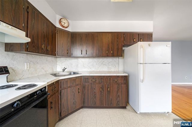 1014 Kennedy Boulevard, Union City, NJ 07087