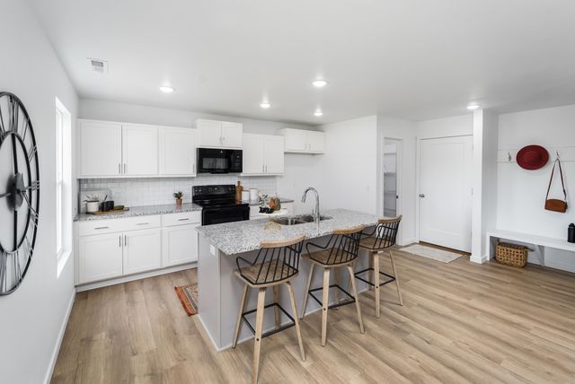 490 Lennox Street, Willard, MO 65781