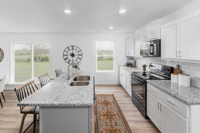 490 Lennox Street, Willard, MO 65781