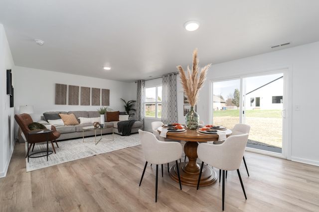 490 Lennox Street, Willard, MO 65781