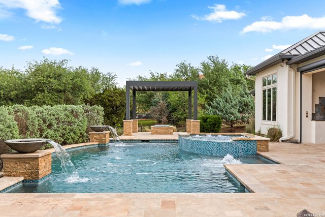 3806 SMITHSON RIDGE RD, San Antonio, TX 78261