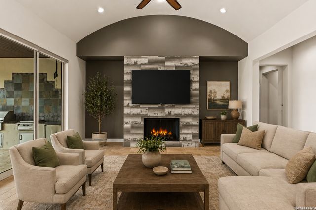 3806 SMITHSON RIDGE RD, San Antonio, TX 78261