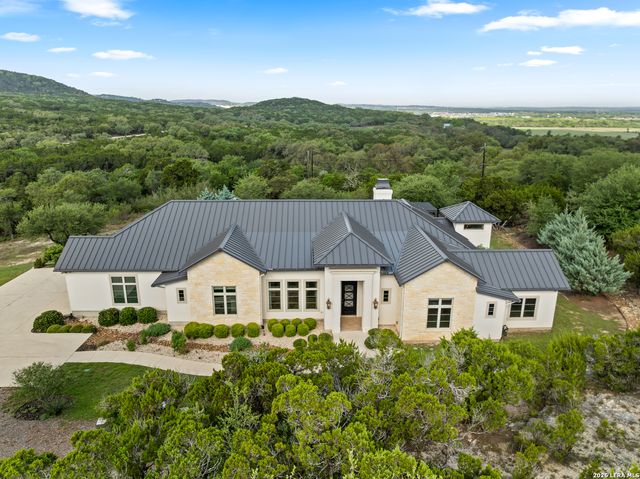 3806 SMITHSON RIDGE RD, San Antonio, TX 78261