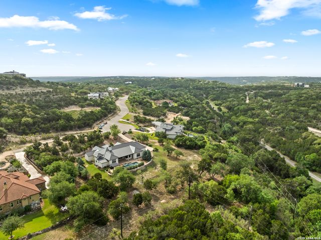 3806 SMITHSON RIDGE RD, San Antonio, TX 78261