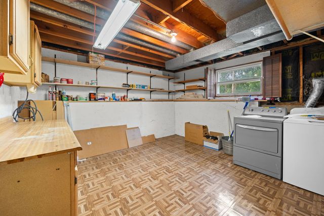1024 Yorkshire Drive, Hanover Park, IL 60133