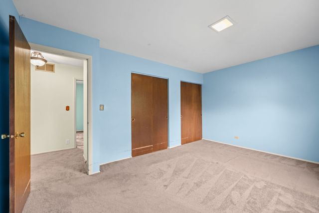 1024 Yorkshire Drive, Hanover Park, IL 60133