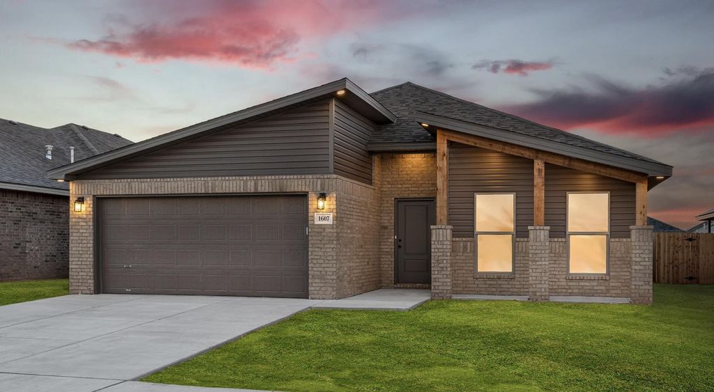 1303 Saratoga Avenue, Lubbock, TX 79416