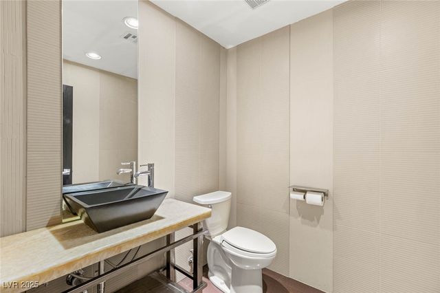 5885 Via Manigua, Las Vegas, NV 89120