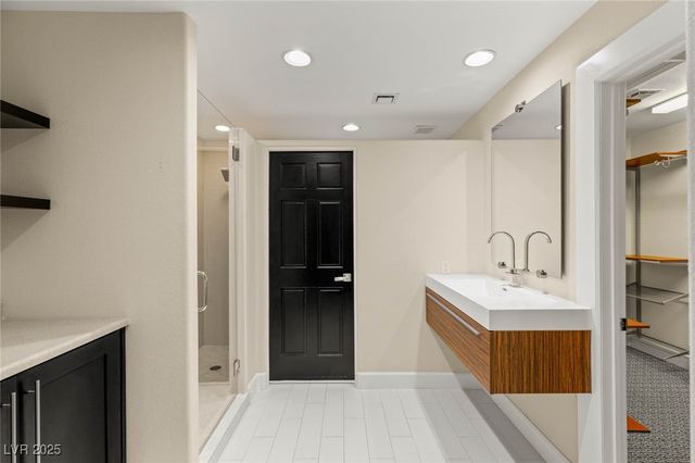 5885 Via Manigua, Las Vegas, NV 89120