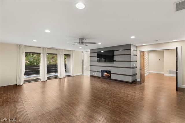 5885 Via Manigua, Las Vegas, NV 89120